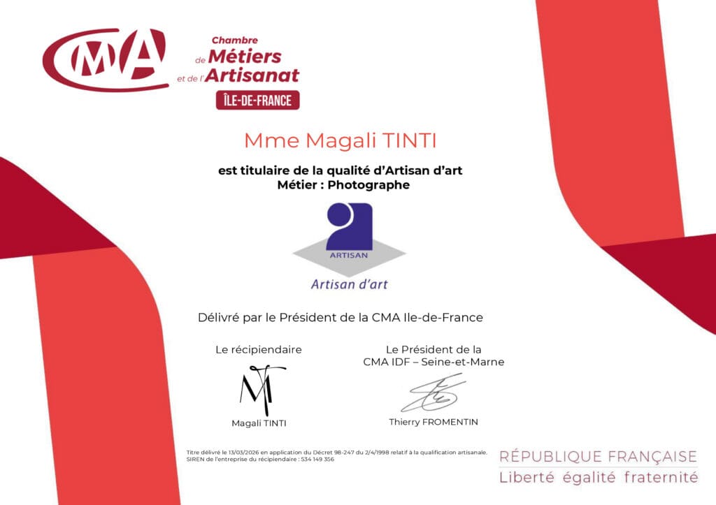 Titre d’Artisan d’Art remis à la photographe Magali Tinti par la Chambre de Métiers et de l’Artisanat de Seine-et-Marne